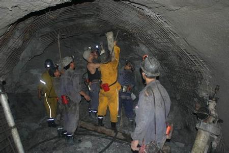 裕华工程爆破中的危险因素分析以及应对工程爆破危险的措施